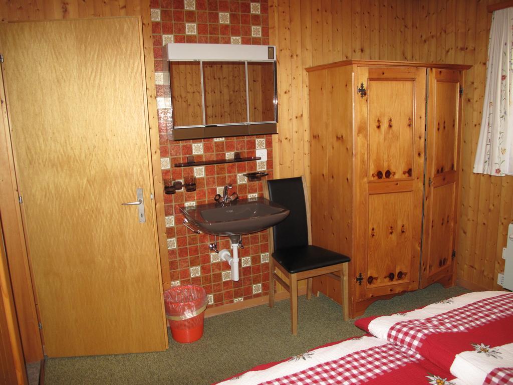 Haus Sandra Fiesch Kültér fotó